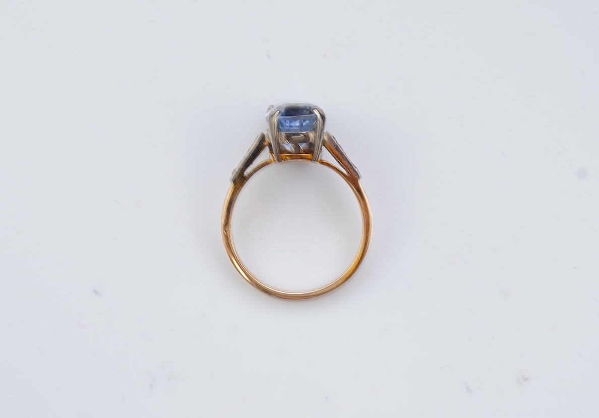 A sapphire and diamond ring, France, first half 20th century